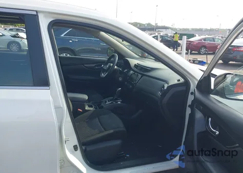 2018 Nissan Rogue S/Sv z USA, uszkodzony, nr VIN KNMAT2MT2JP541507